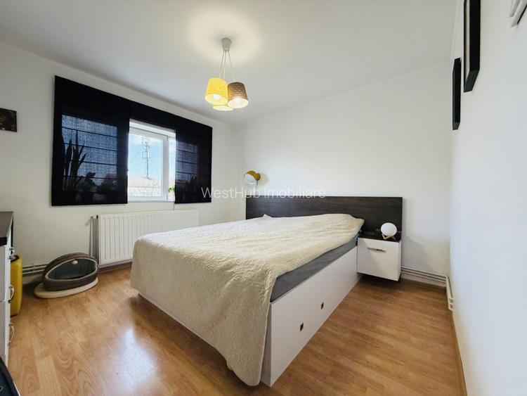 Apartament 3 camere , 64 mp utili , decomandat - Soarelui - 3