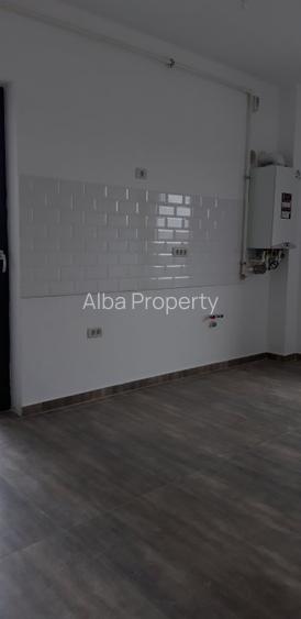 Apartament , bloc nou , zona  Cetate !!! - 4
