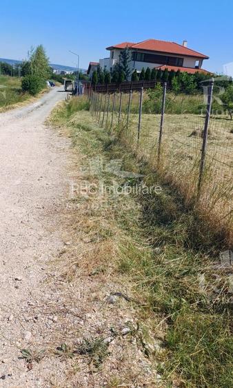 Teren 1000 mp pentru constructie casa/duplex zona Mihai Romanul - 2