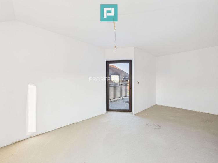 Casa cu 5 camere in Livada - 24