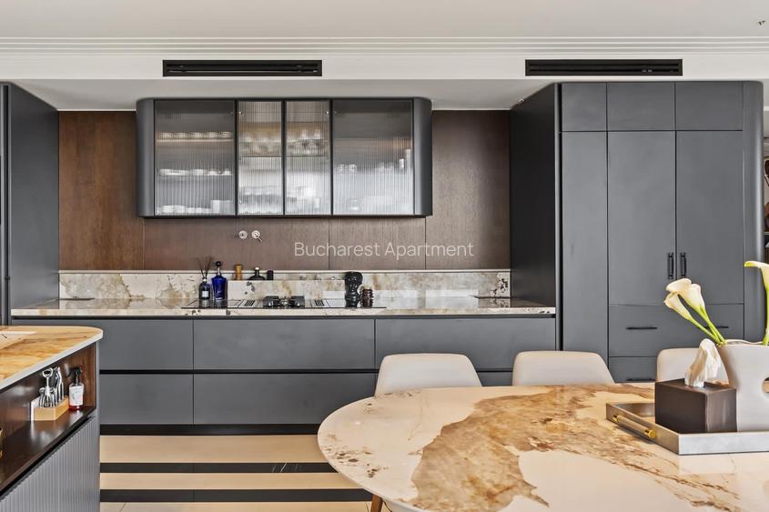 Exquisite penthouse//premium finishes//70sqm terrace - 9