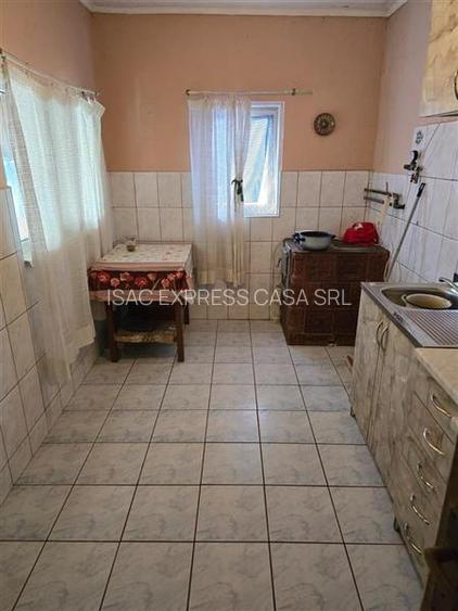 Casa locuibila de vanzare (3 camere, baie, bucatarie, teren) la 28 km de Iasi - 7