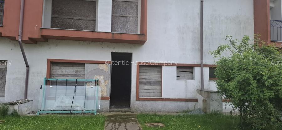 Vilă P+1 finisată exterior, la roșu interior, Cartier Vilaggio Lumina - 3