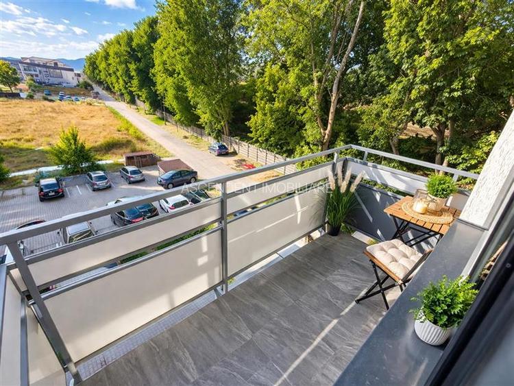 Tur 3D! Apartament 2 camere, decomandat, luminos, terasa, parcare, Tractorul, Br - 4