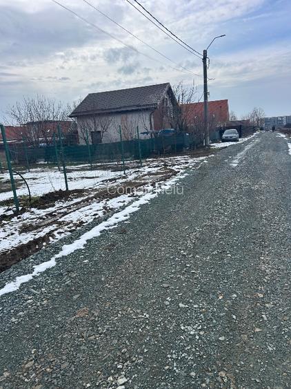 Inravilan, P+2+M,, 1245 mp, se poate dezmembra in 2 loturi, negociabil  - 2