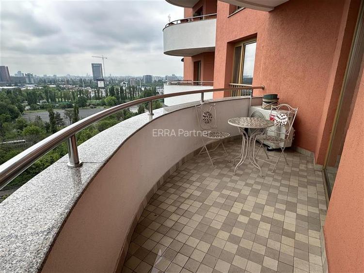 Bd.Expozitiei. PRIMA INCHIRIERE! 3 camere, mobilat. - 10