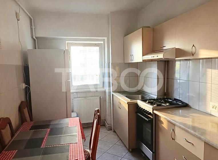 Apartament cu 3 camere in Centrul Zorilor izolat cu lift balcon boxa