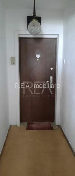 3 camere+ boxa, et 5/10, 72 mp, bloc 1980- Drumul Taberei - 3