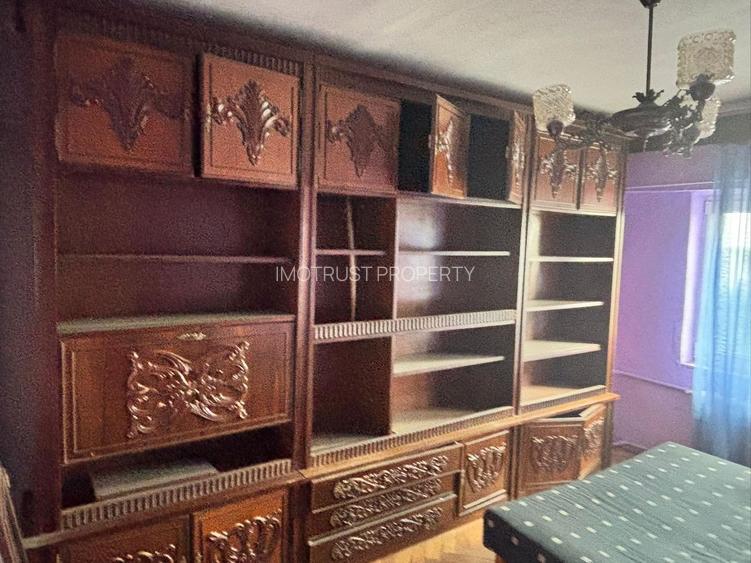 De vânzare - Apartament ultracentral, 4 camere, 132 mp, Chișineu-Criș, - 4