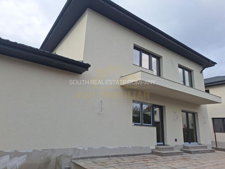 Casa individuala  P+1+Pod - 350 mp teren-STR.SCOLII - 17