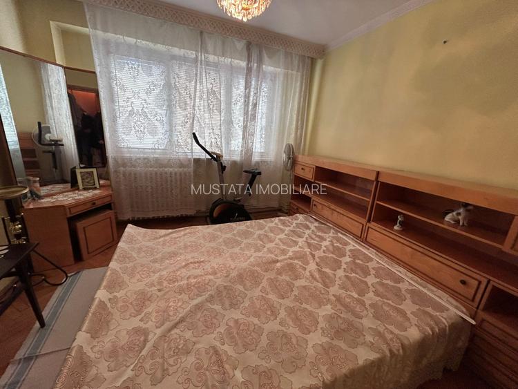 - Apartament 3 camere confort 1 decomandat, Plantelor, etaj 3. - 2