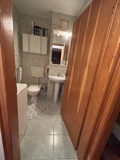 Proprietar vand apartament 3 camere, parter inalt, zona linistita   - 6