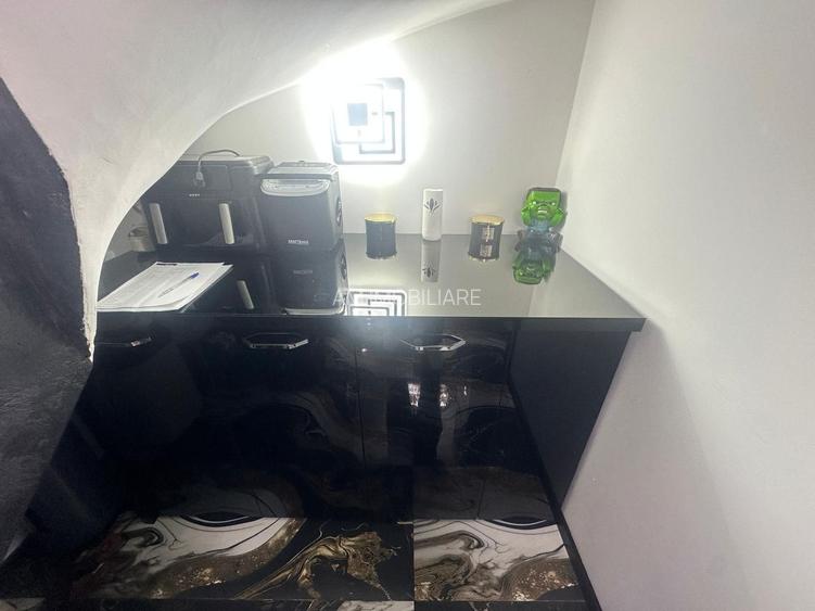 CASA INDIVIDUALA MOBILATA, TOATE UTILITATIE, CURTE 400 MP, COMISION 0% - 20