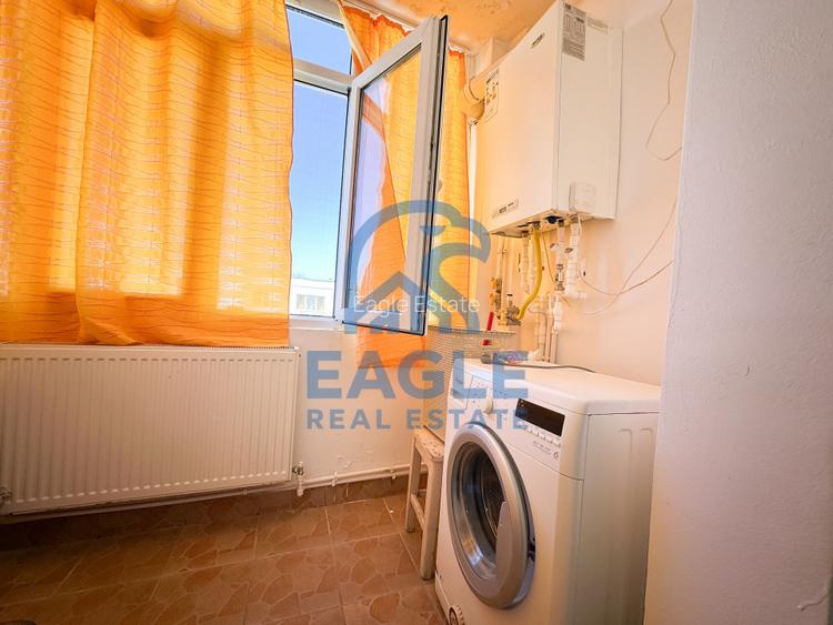 KM 5 - Apartament cu 2 camere decomandat cu centrala si balcon - 14