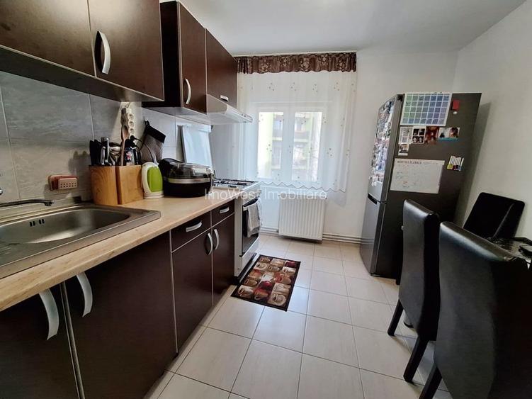 Girocului - Spitalul Judetean | 2 Camere | Etaj intermediar - 2