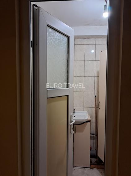 Apartament 2 camere decomandat, parter,intrare separata, ideal cabinet - 6