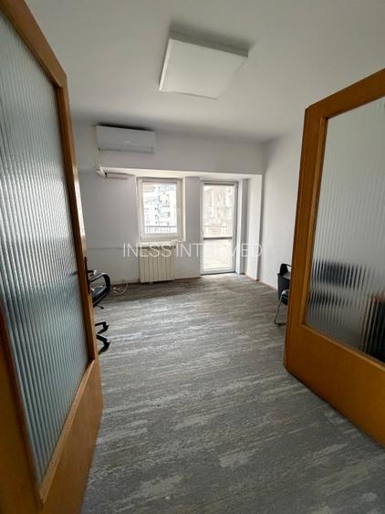 bd. Unirii colt cu Traian - apartament 4 camere foarte spatios - 6