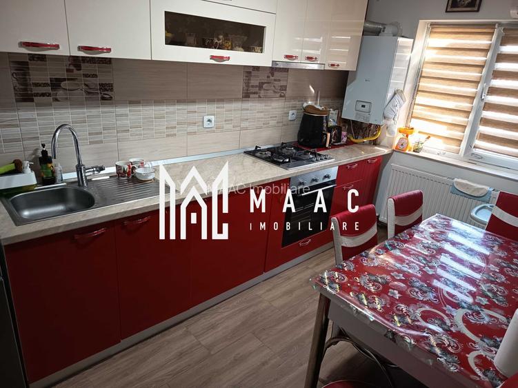 Apartament de vânzare - 4