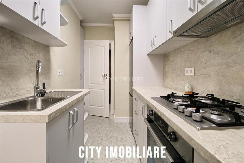 Prima inchiriere! Apartament 2 camere, renovat complet, Ultra Central,  Piata Mi - 12