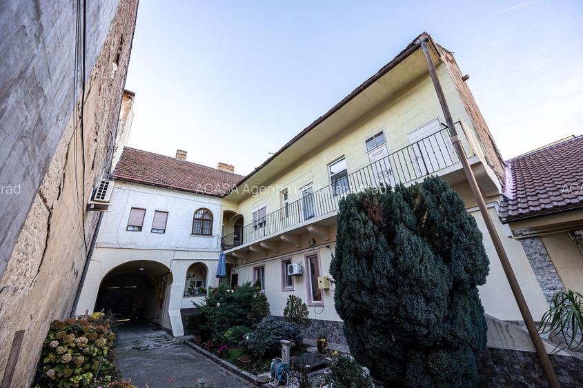 Acasă mare în centrul Aradului! 4 camere - 130 mp utili! - 3