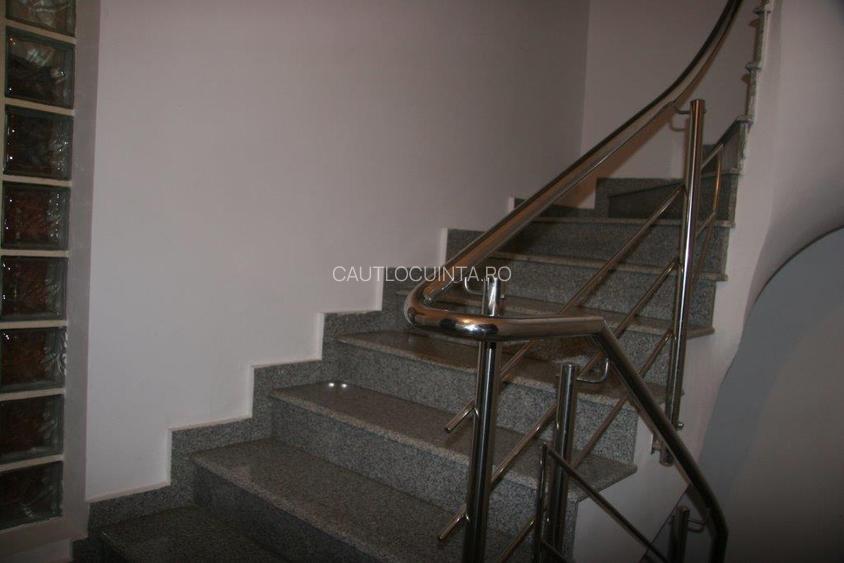 *** Oferta*** Vanzare cladire de birouri / Grivita/ Metrou 4 min - 5