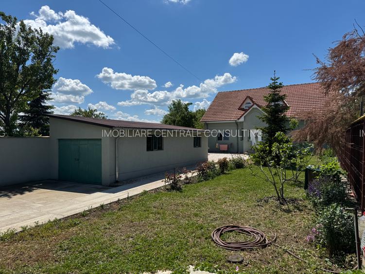 Vila cu curte generoasă Lazu - 2