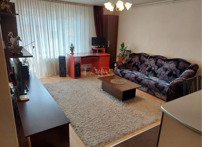 Apartament cu 3 camere de vânzare în zona Eroilor, Floresti - 2