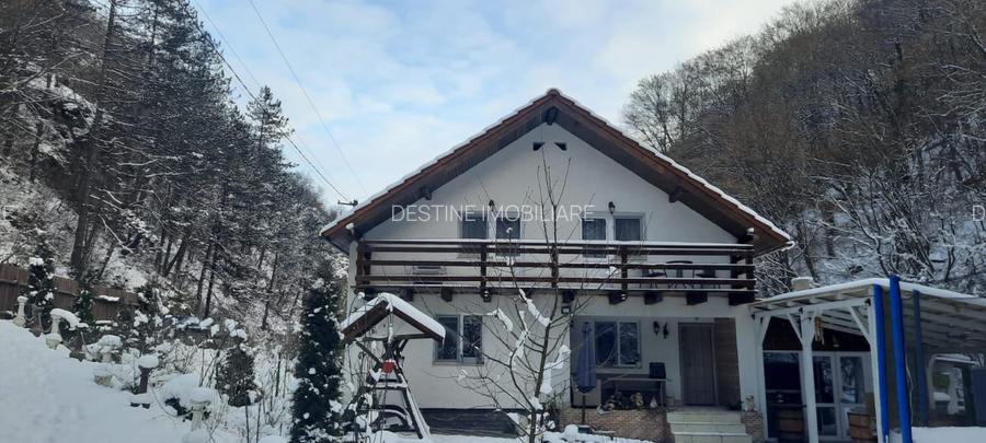 Casa -vila de vanzare, zona turistica, teren 750 mp - 13