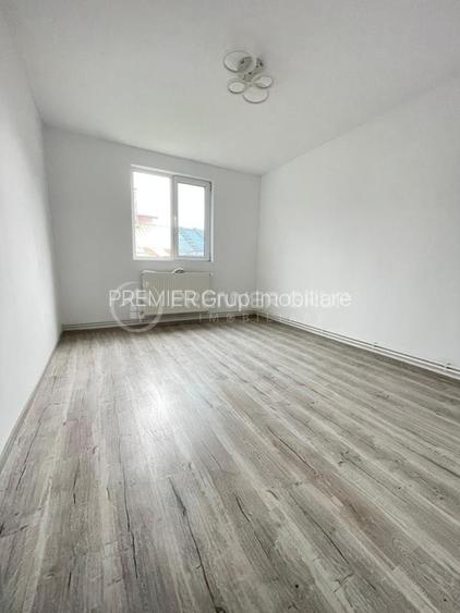 Casa 5 camere 2 bai 135mp, Lunca Cetatuii, CT, 2010, Garaj - 5