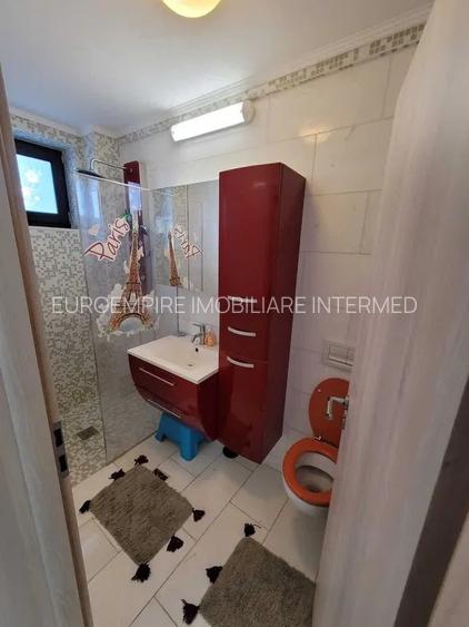 Vilă de închiriat P +1 cu 5 camere, zona Lazu - 3