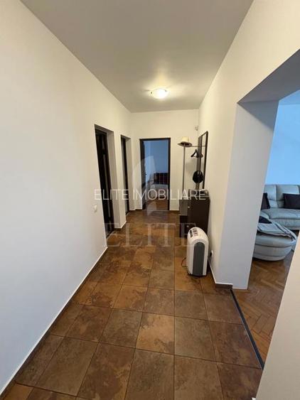 Apartament 3 camere în zona PLOPILOR VECHI - 11