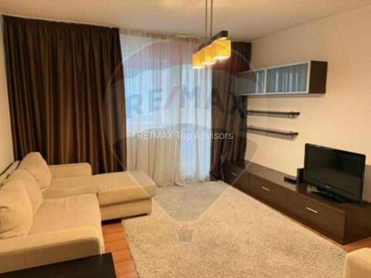 VANZARE Apartament cu 2 camere in zona Favorit / Drumul Taberei - 2