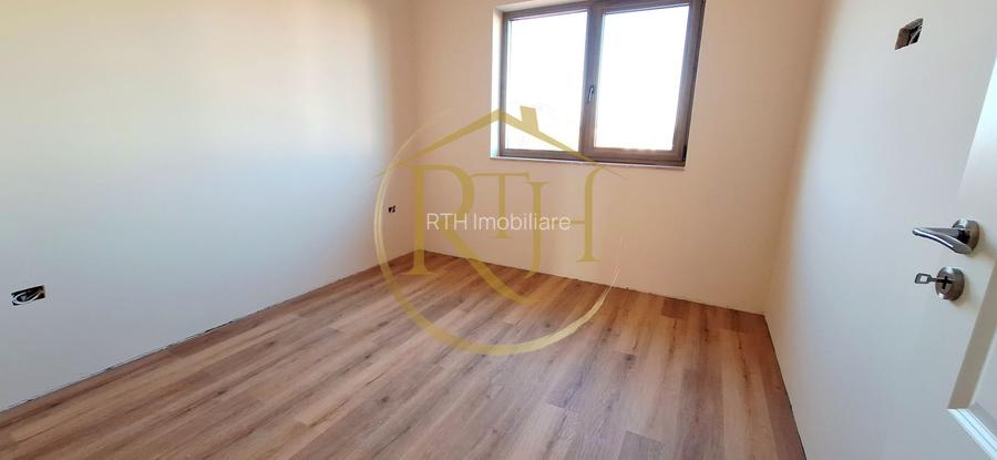 Oferim spre vanzare casa-duplex cu 4 camere si 3 bai situata in Giroc - 14