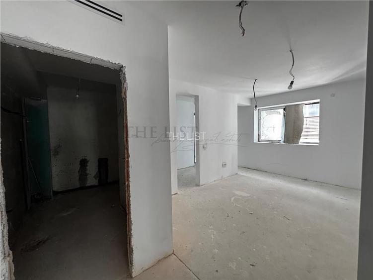 De Vanzare Apartament 4 Camere | Herastrau - 9