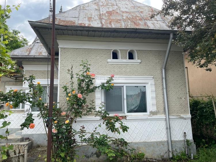 Vanzare casa si terenul aferent - 4