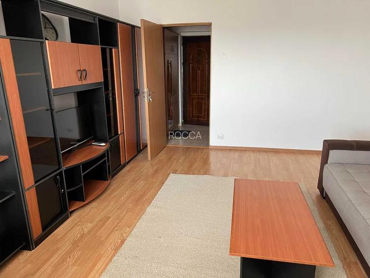 Garsonieră 30 mp – Titan, etaj 7, bloc anvelopat, balcon, 12 min metrou - 2