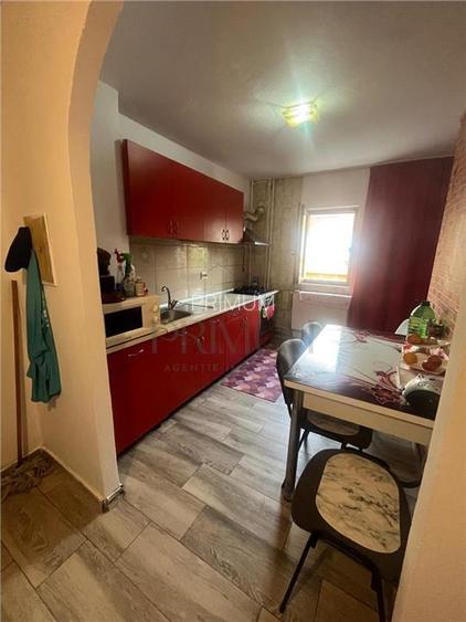 UMT - MUZEUL SATULUI - 3 CAM - ETJ.3 - 2 BAI - 2 BALCOANE - IZOLAT - SPATIOS- - 9