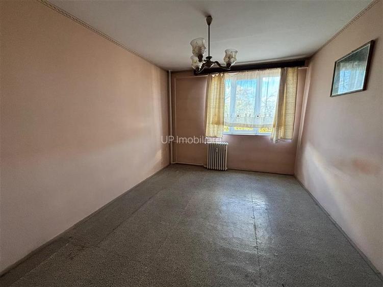 APARTAMENT 3 CAMERE | ETAJ INTERMEDIAR | ZONA ROGERIUS | ORADEA - 2