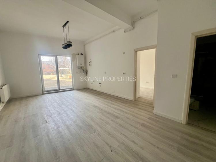 De vanzare Apartament cu 2 Camere  Strada Lombului  Parter - 2