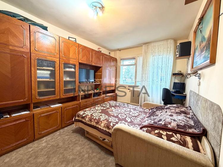 Apartament cu 3 camere pe Aleea Padin ! - 2