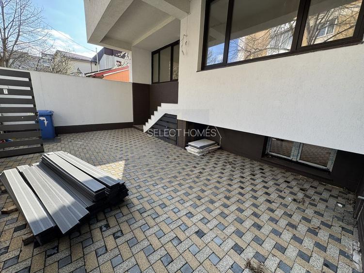 Apartament 5 camere triplex cu curte de vanzare *metrou Crangasi* - 39