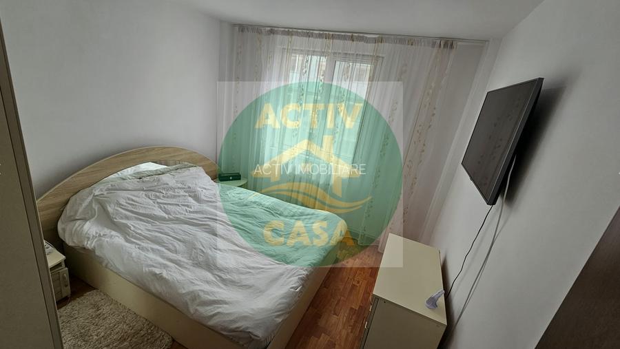 Apartament de vanzare, 3 camere, etaj 1 - 2
