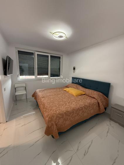 Penthouse - 123 mp utili - 5 camere - 3 bai - 3 parcari - zona Subcetate! - 6