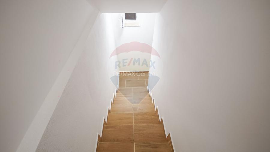 Casă cu 2 apartamente în Brasov, investiție sigură sau căminul ideal - 22