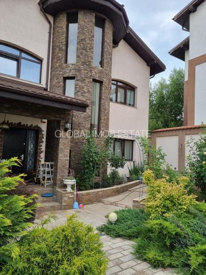 Vanzare Casa/Villa 6 camere 3 bai 3 wc -uri Dobroiesti 0% Comision - 44