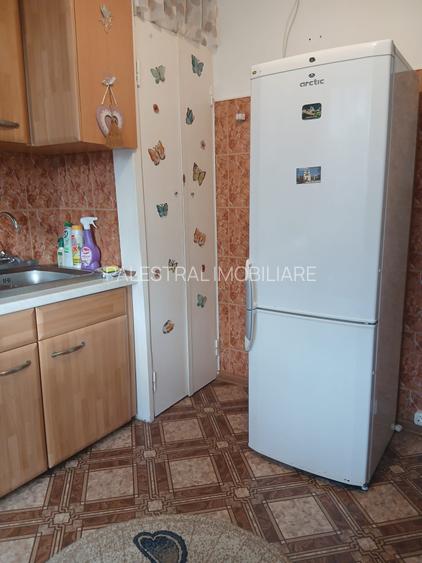 Garsoniera Tractorul mobilata-utilata 300 Euro - 5