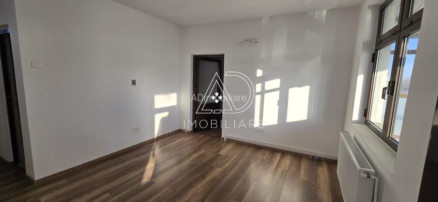 Spațiu pentru birouri de închiriat – 6 camere, strada 23 August - 3