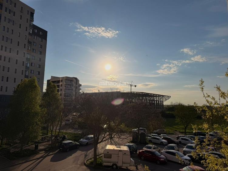 Apartament cu 3 camere, decomandat,renovat, direct proprietar, str. Badea Cartan - 11