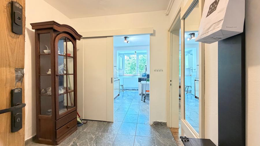 Apartament 2 camere, semidecomandat – Etaj 1 | Centrală proprie | Balcon generos - 2
