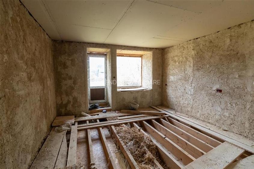 FILM! Constructie rustica tip Casa Verde, cu parau si panorama impresionanta, Mo - 27